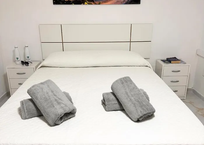 Modern Townhouse With Pool Access * Costa Adeje (Tenerife)