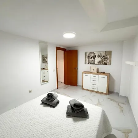 Vila Modern Townhouse With Pool Access Costa Adeje (Tenerife)